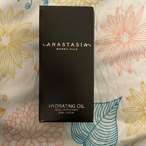 Anastasia Hydrating Oil